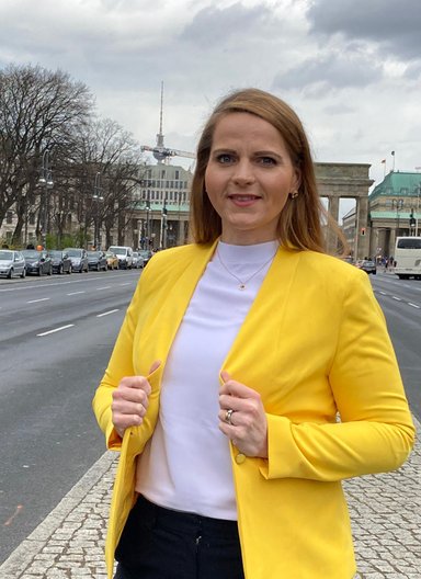 Sandra - Finance, Controlling & Administration